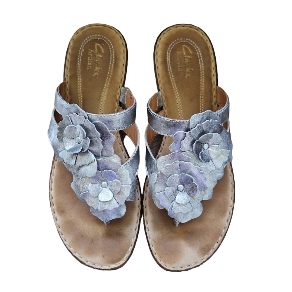 Clarks • Sandals